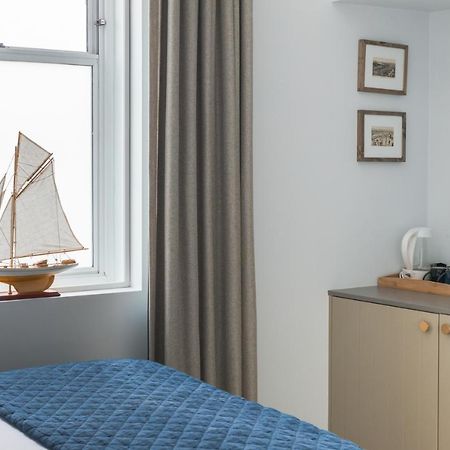 The Clovelly Hotel Sydney Exterior photo
